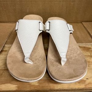 VIONIC Wanda Marshmallow Leather Ivory Sandals  size 9.5 Wide -new